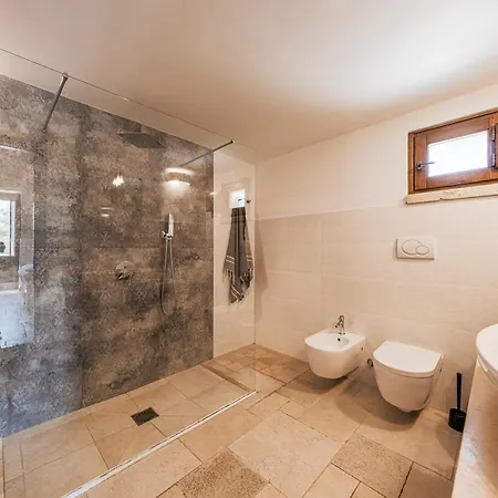 Trullo Rondini Acquarula Вилла Мартина-Франка