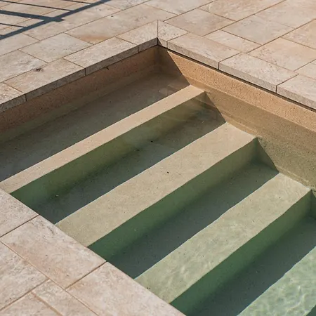 Trullo Rondini Acquarula Вилла