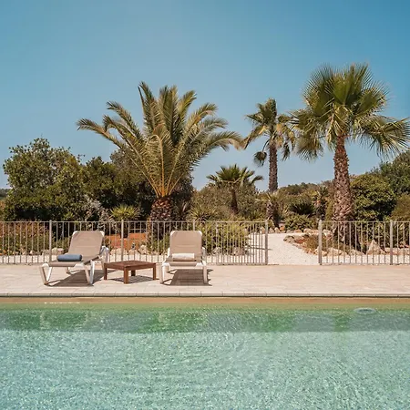 Trullo Rondini Acquarula *