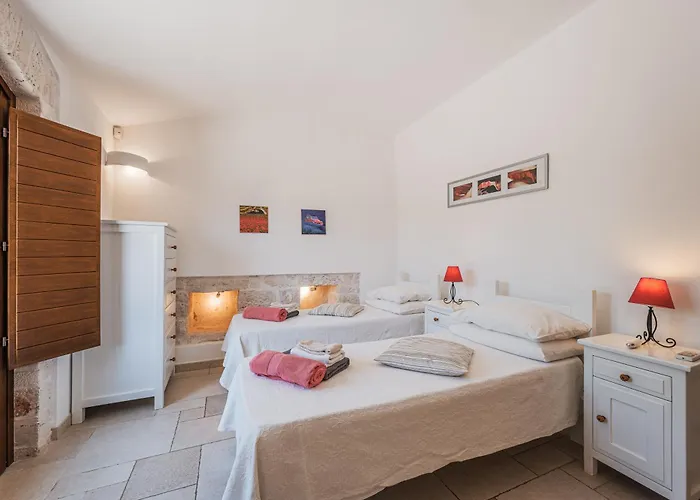 فيلة Trullo Rondini Acquarula
