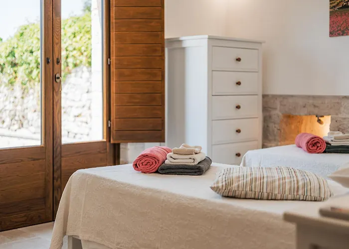 Trullo Rondini Acquarula مارتينا فرانكا