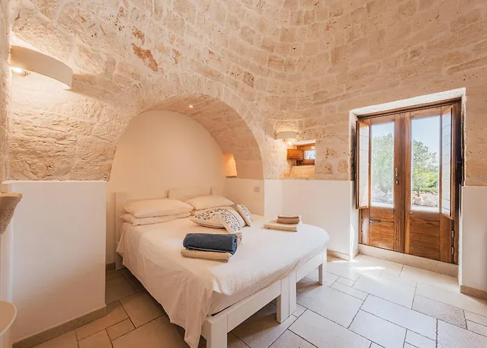 Trullo Rondini Acquarula * مارتينا فرانكا
