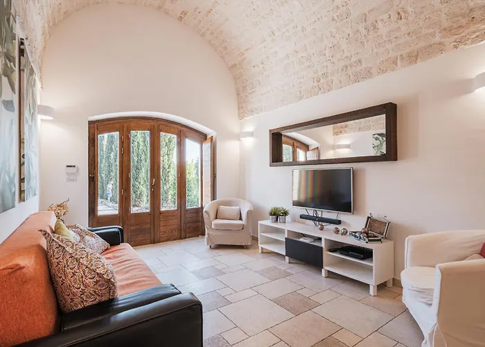 Trullo Rondini Acquarula مارتينا فرانكا