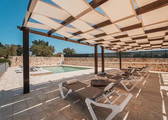 Trullo Rondini Acquarula فيلة مارتينا فرانكا