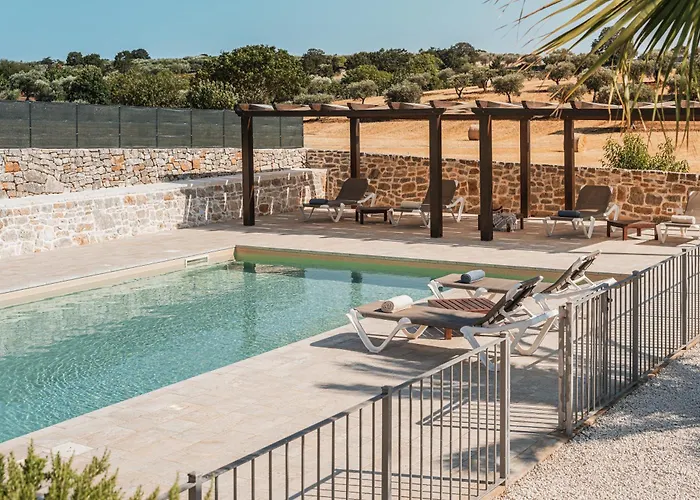 Trullo Rondini Acquarula مارتينا فرانكا